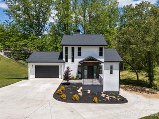 24 Copper Mill Court, Candler, NC 28715