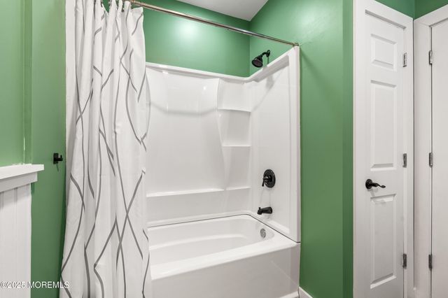 27 Brookwillow Avenue, West Long Branch, NJ 07764