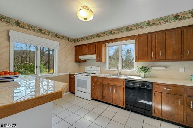 181 Powerville Rd, Boonton Twp., NJ 07005