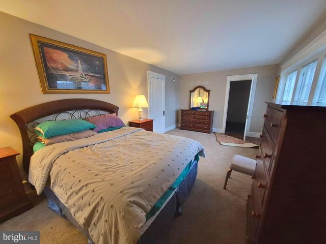 2446 GRANDVIEW AVE, Reading, PA 19606