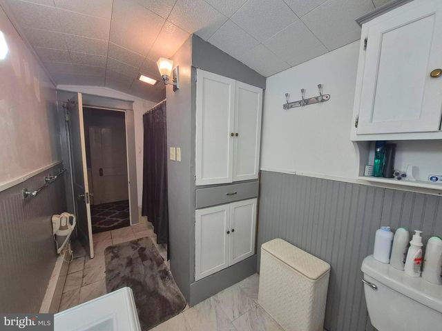 2446 GRANDVIEW AVE, Reading, PA 19606