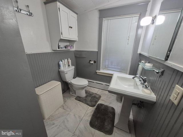 2446 GRANDVIEW AVE, Reading, PA 19606