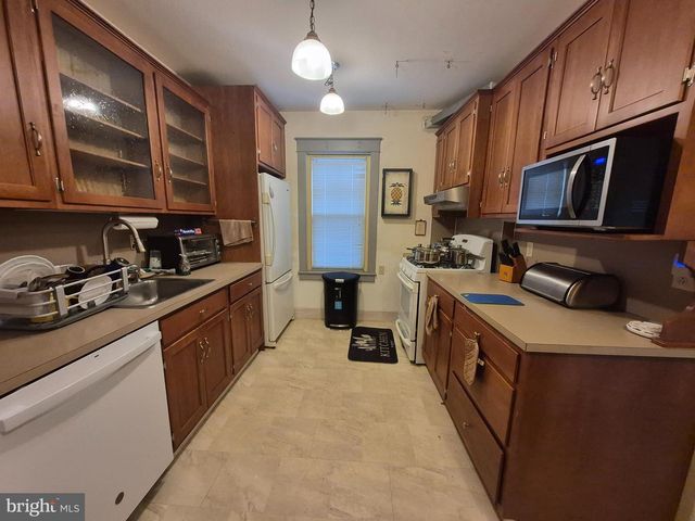 2446 GRANDVIEW AVE, Reading, PA 19606