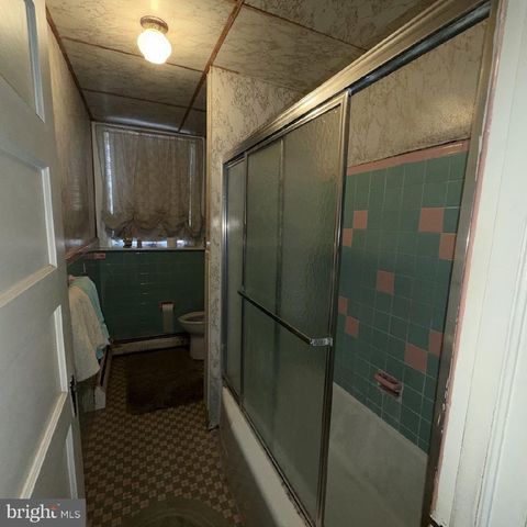 7448 ROCKWELL AVE, Philadelphia, PA 19111