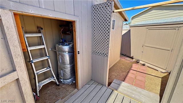 3050 West RETREAD Road, Pahrump, NV 89060