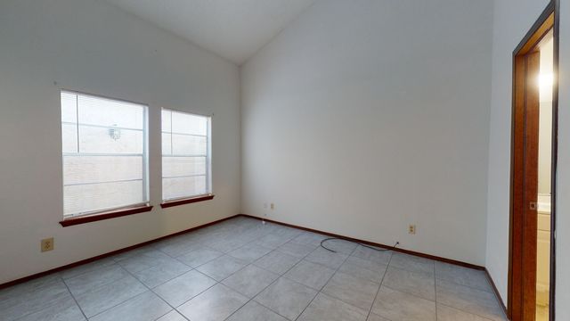 909 TEPIC Drive B, El Paso, TX 79912
