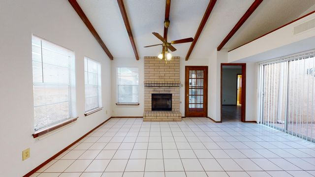 909 TEPIC Drive B, El Paso, TX 79912