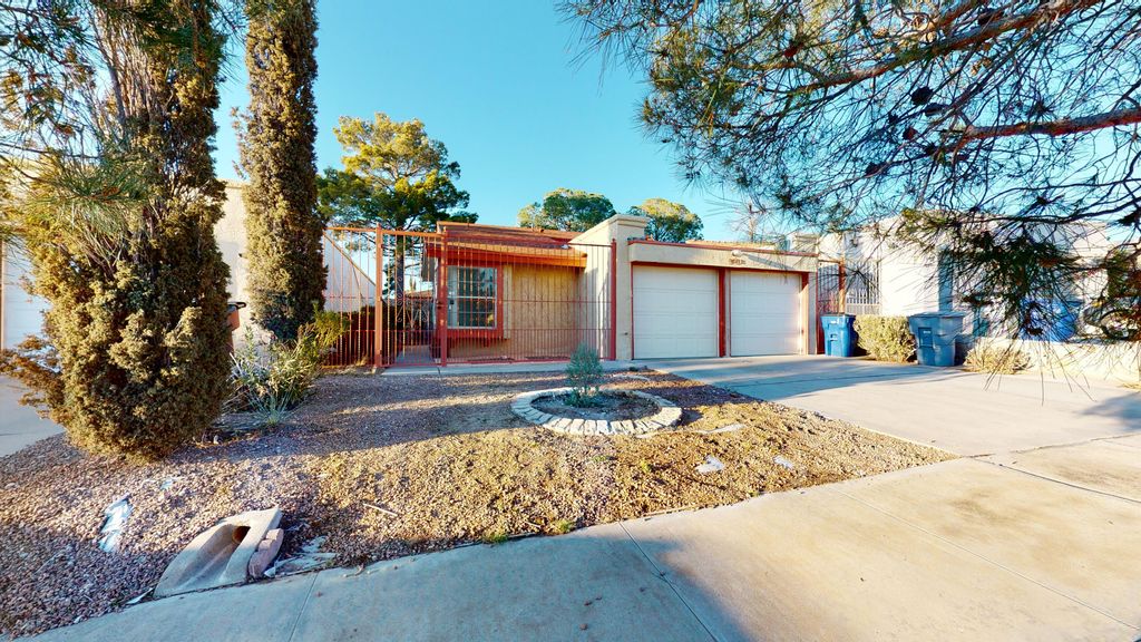 909 TEPIC Drive B, El Paso, TX 79912