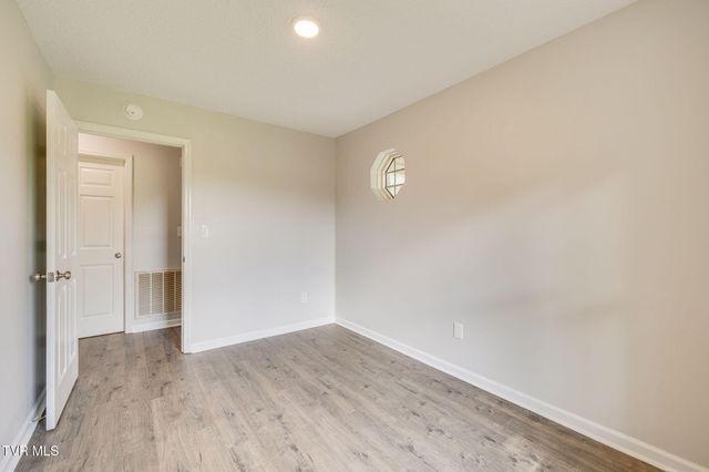 1009 East Myrtle Avenue, Johnson City, TN 37601
