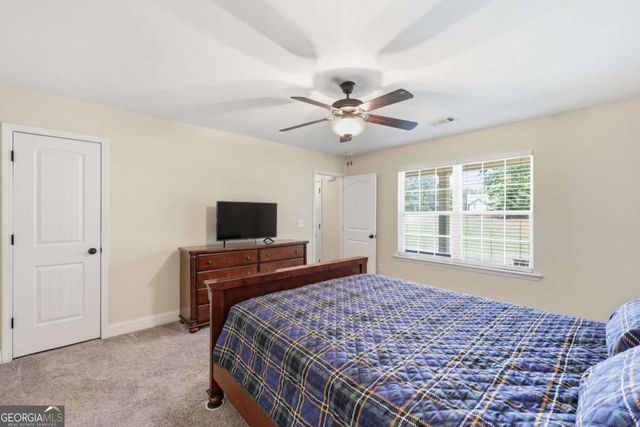 8835 Grassy Knoll Lane, Clermont, GA 30527