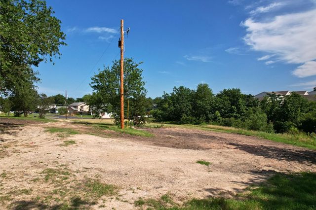 2610 & 2606 Metcalfe RD, Austin, TX 78741
