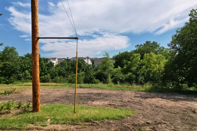 2610 & 2606 Metcalfe RD, Austin, TX 78741