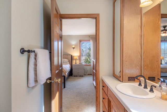 2840 Newport Avenue, Oshkosh, WI 54904