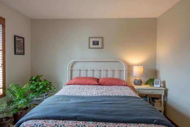 2840 Newport Avenue, Oshkosh, WI 54904