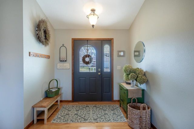 2840 Newport Avenue, Oshkosh, WI 54904