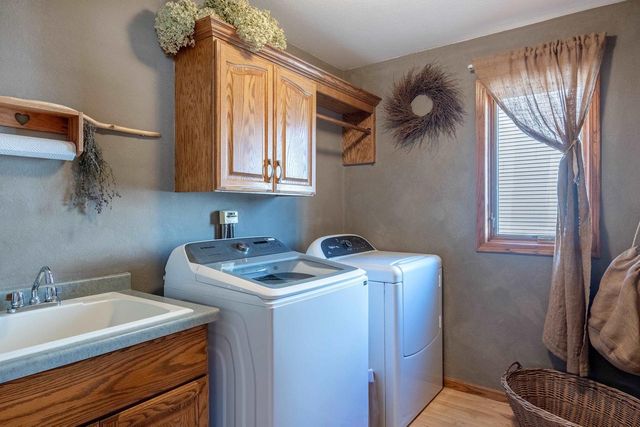 2840 Newport Avenue, Oshkosh, WI 54904