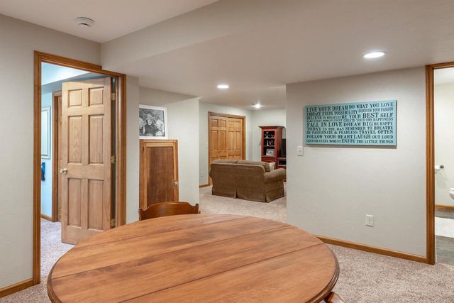 2840 Newport Avenue, Oshkosh, WI 54904