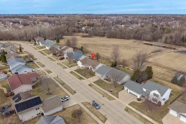 2840 Newport Avenue, Oshkosh, WI 54904