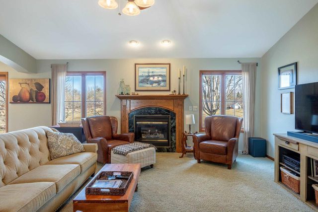 2840 Newport Avenue, Oshkosh, WI 54904