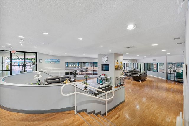 9091 Lime Bay Blvd 110, Tamarac, FL 33321