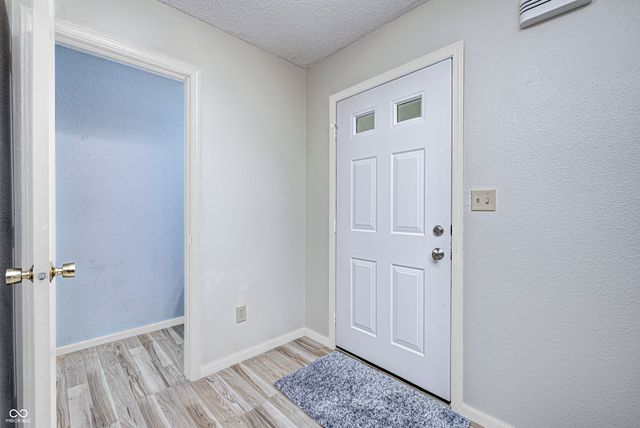 10246 Liverpool Way, Indianapolis, IN 46236