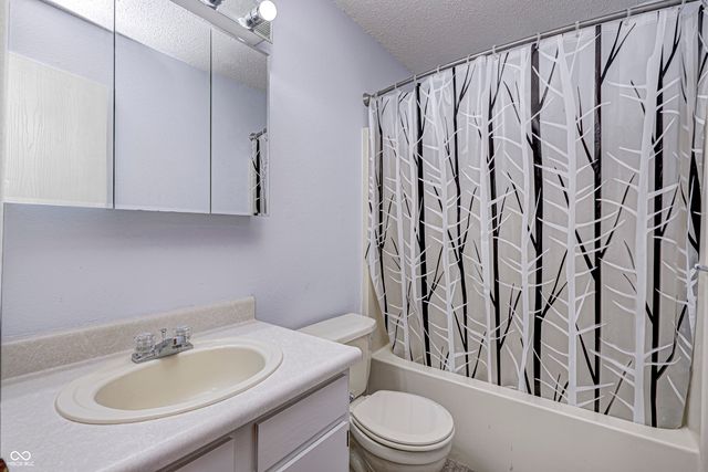 10246 Liverpool Way, Indianapolis, IN 46236