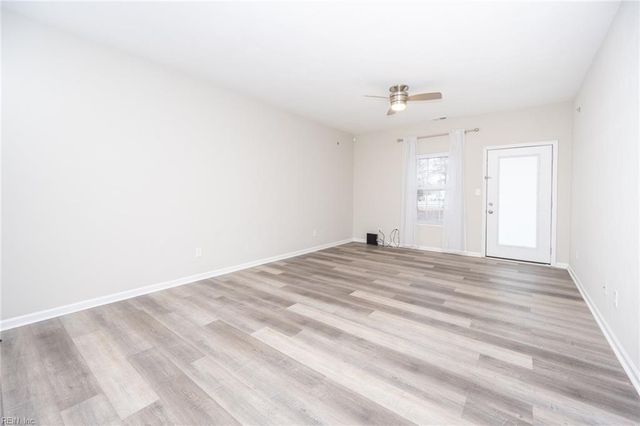 952 George Washington Hwy N Unit B1, Chesapeake, VA 23323