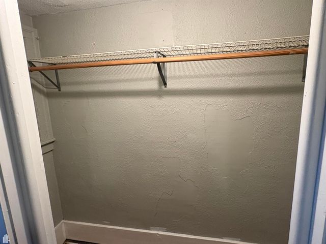 325 N Broadway Street, Lake Orion, MI 48362