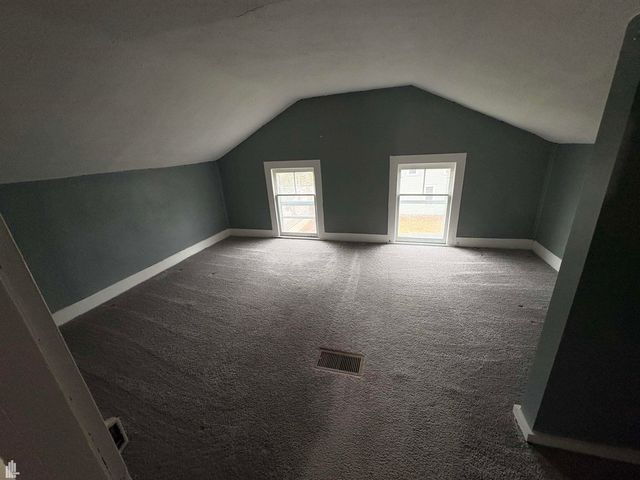 325 N Broadway Street, Lake Orion, MI 48362