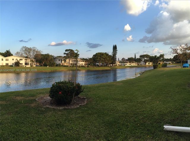 165 Ellesmere C C, Deerfield Beach, FL 33442