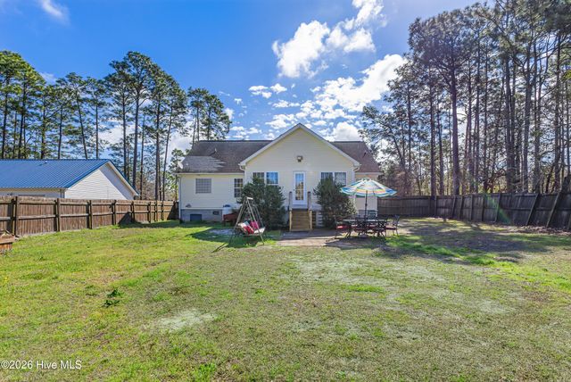 2605 E Boiling Spring Road, Southport, NC 28461