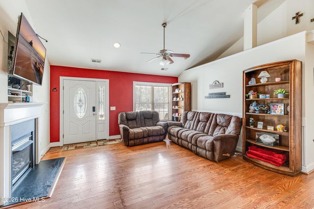 2605 E Boiling Spring Road, Southport, NC 28461