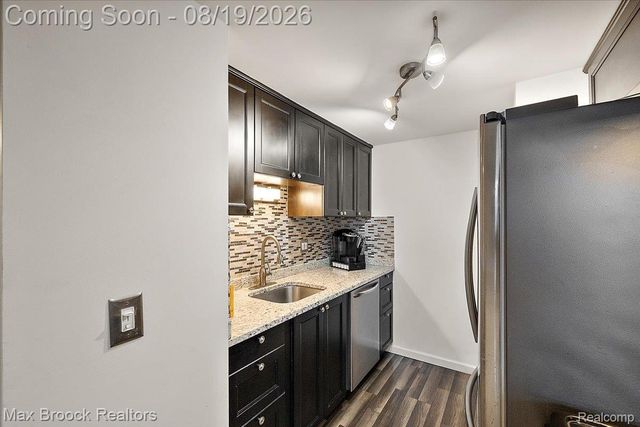 1300 E Lafayette Street 1509, Detroit, MI 48207
