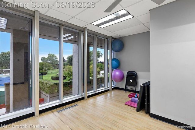 1300 E Lafayette Street 1509, Detroit, MI 48207
