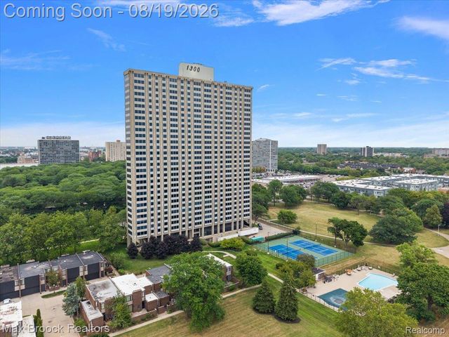 1300 E Lafayette Street 1509, Detroit, MI 48207