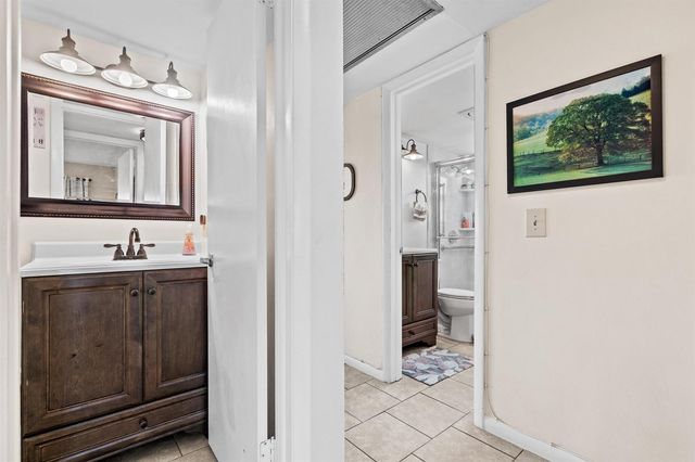 167 Cambridge G, West Palm Beach, FL 33417