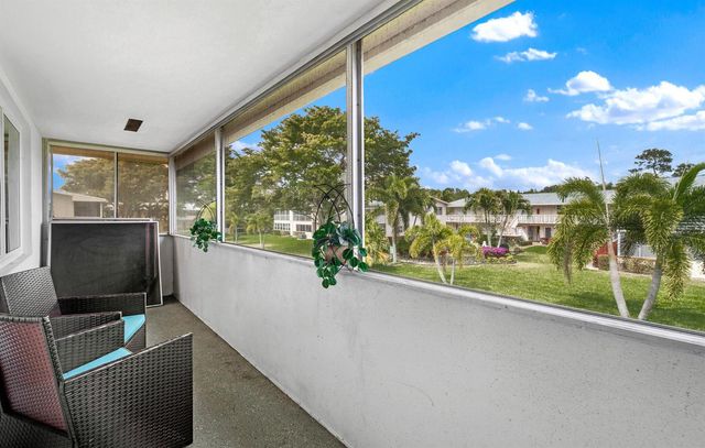 167 Cambridge G, West Palm Beach, FL 33417