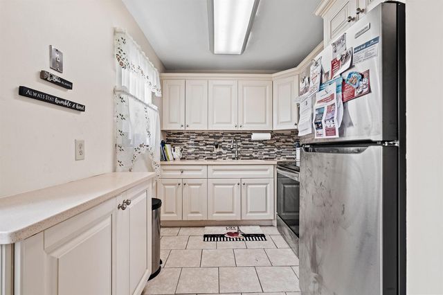167 Cambridge G, West Palm Beach, FL 33417