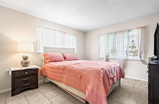 167 Cambridge G, West Palm Beach, FL 33417