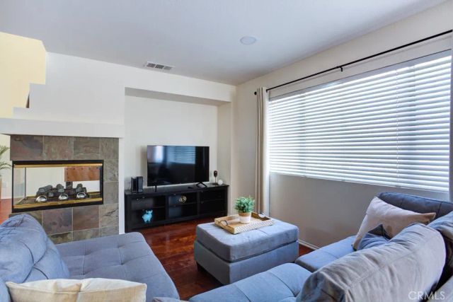 14794 Goldenrain, Fontana, CA 92337