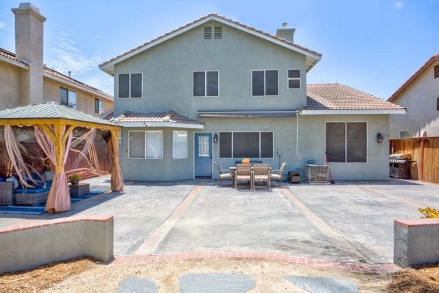 14794 Goldenrain, Fontana, CA 92337