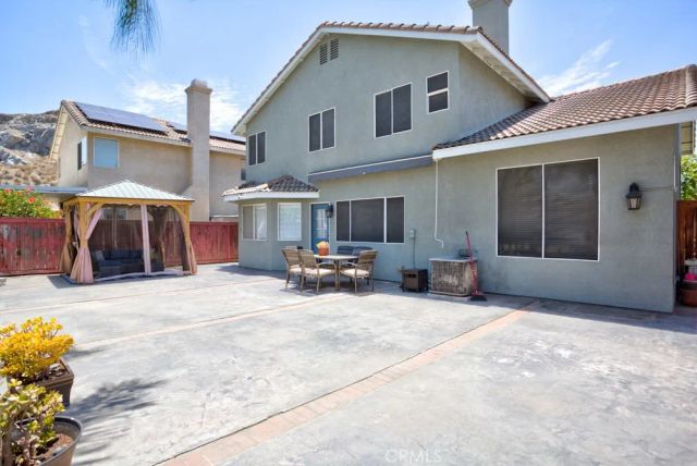 14794 Goldenrain, Fontana, CA 92337