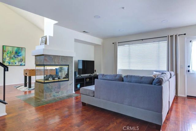 14794 Goldenrain, Fontana, CA 92337