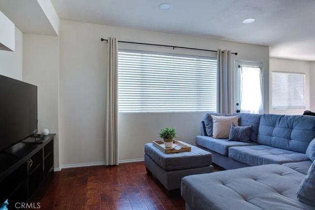 14794 Goldenrain, Fontana, CA 92337