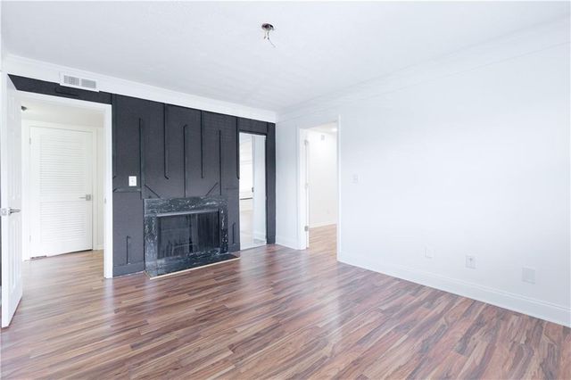 6851 Roswell Road B15, Atlanta, GA 30328