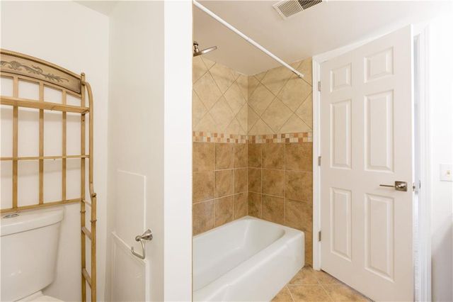 6851 Roswell Road B15, Atlanta, GA 30328