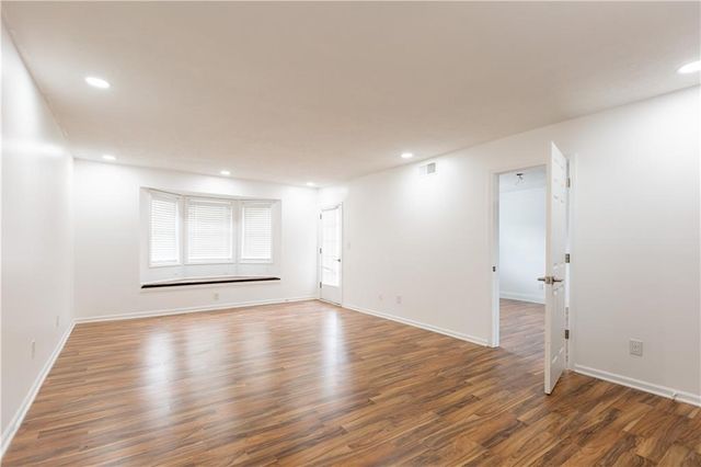 6851 Roswell Road B15, Atlanta, GA 30328