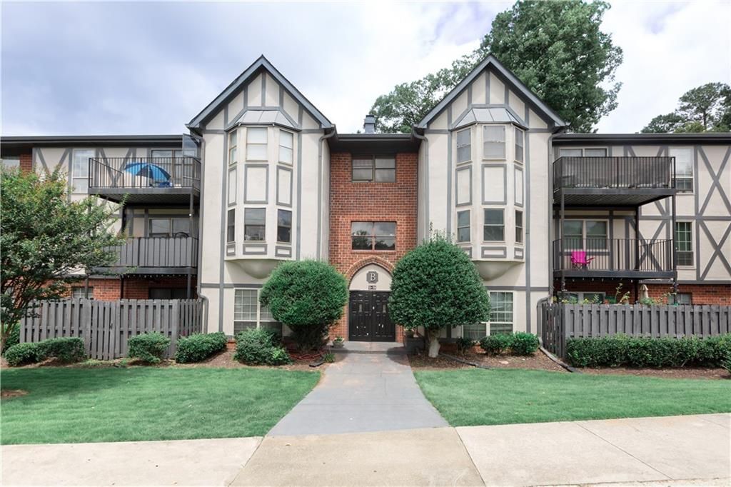 6851 Roswell Road B15, Atlanta, GA 30328