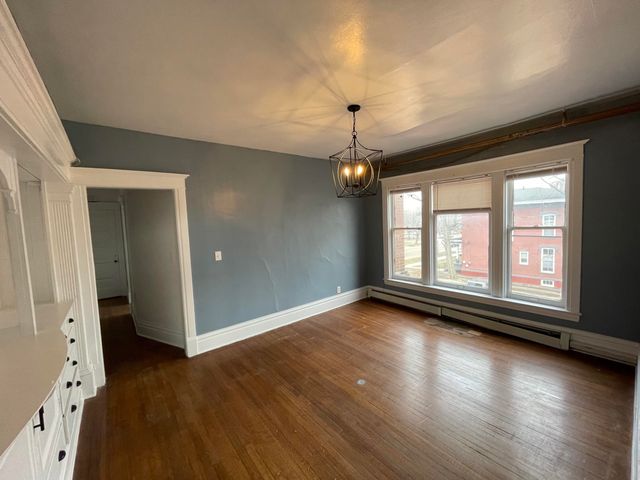 447 W Walnut Street, Kalamazoo, MI 49007