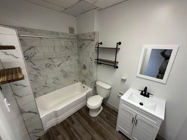 447 W Walnut Street, Kalamazoo, MI 49007